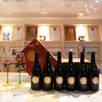 石玫瑰干红葡萄酒