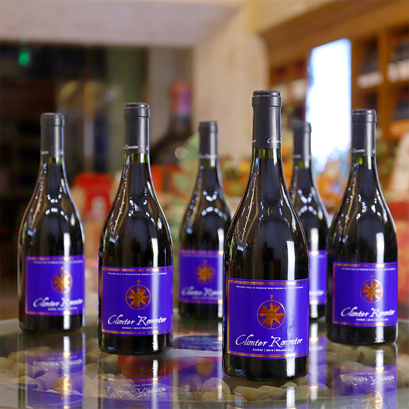 黄金盘西拉红葡萄酒