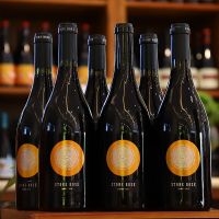 石玫瑰梅洛葡萄酒