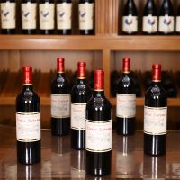 缇拉隆河夜丘干红葡萄酒2015